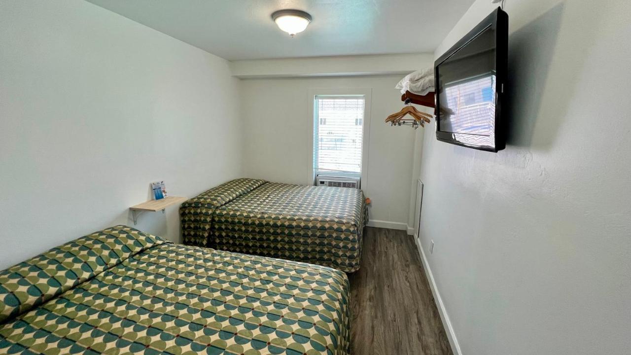 Riviera Resort & Suites Wildwood Buitenkant foto