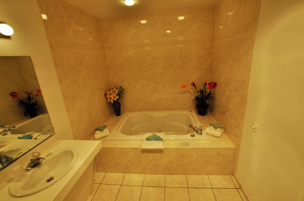 Riviera Resort & Suites Wildwood Kamer foto