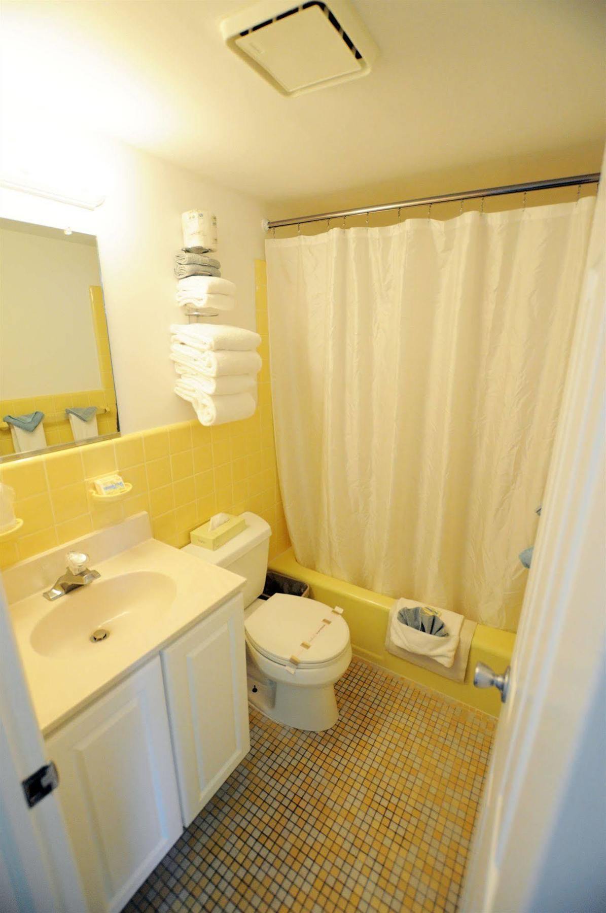 Riviera Resort & Suites Wildwood Buitenkant foto