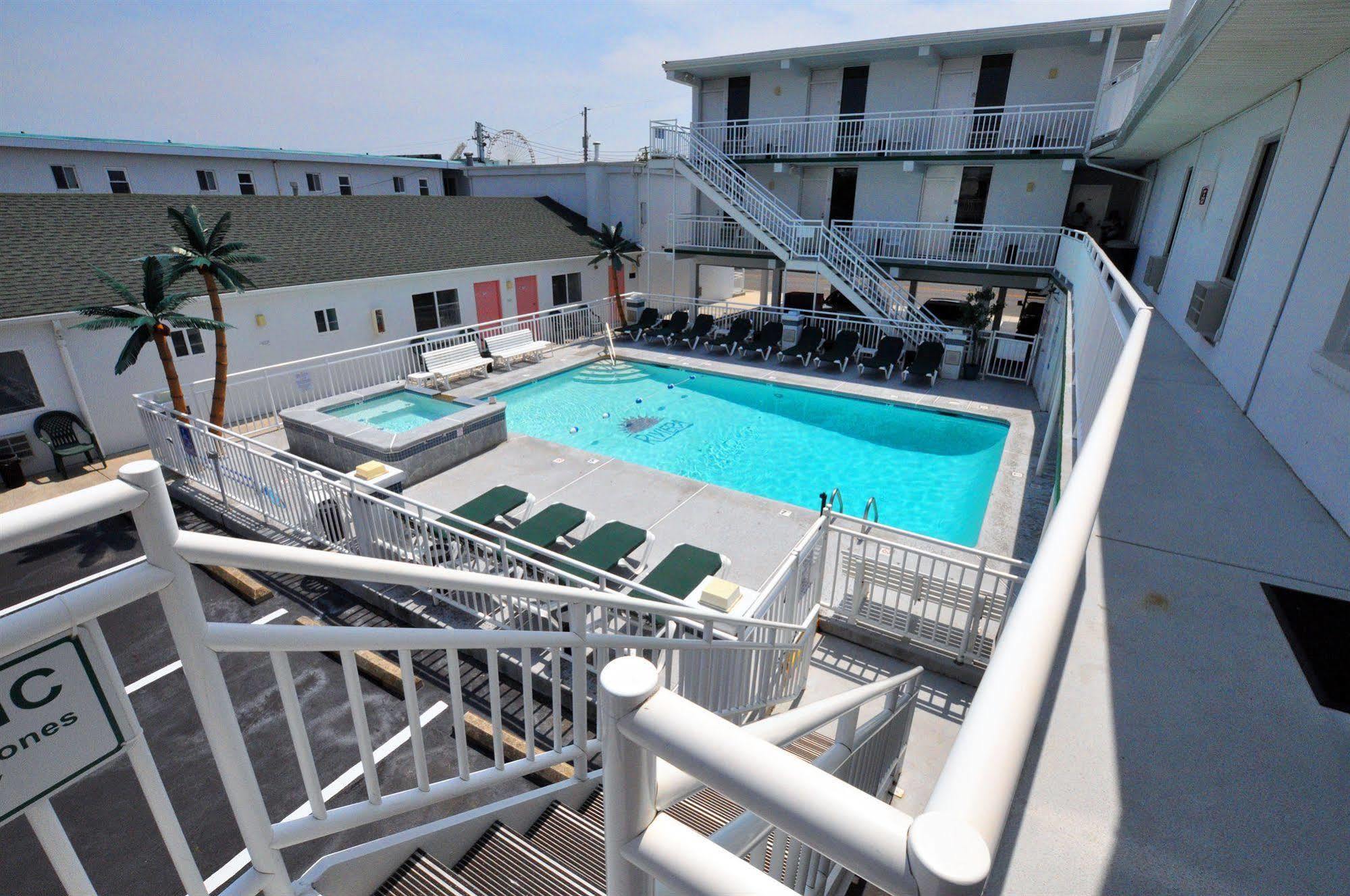 Riviera Resort & Suites Wildwood Buitenkant foto